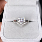 Loffita HeartGlow Zircon Ring