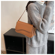 Luna Shoulder Bag